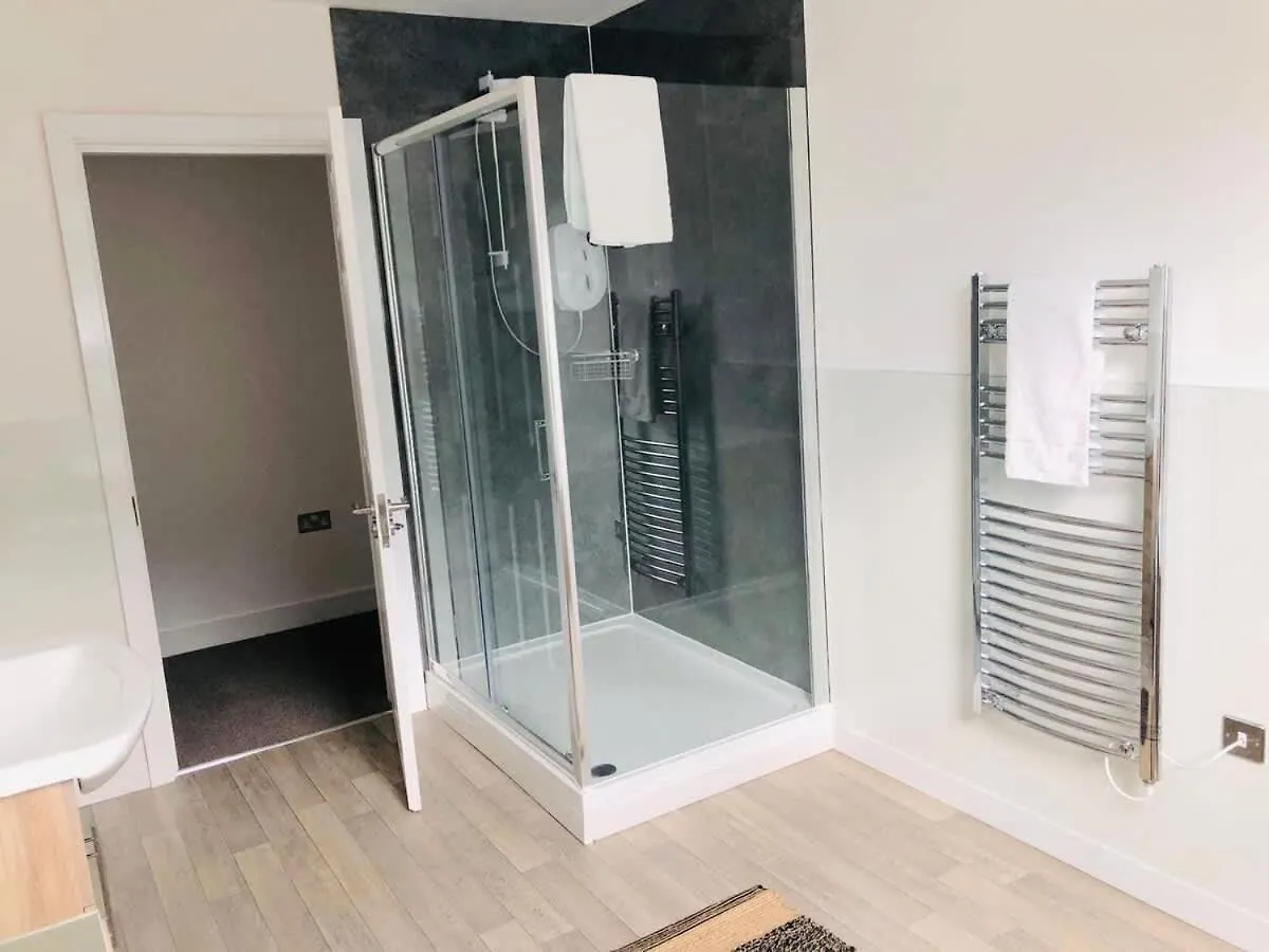 Two Bedroom Flat Millennium Gallery In Langset Road Sheffield 0*,